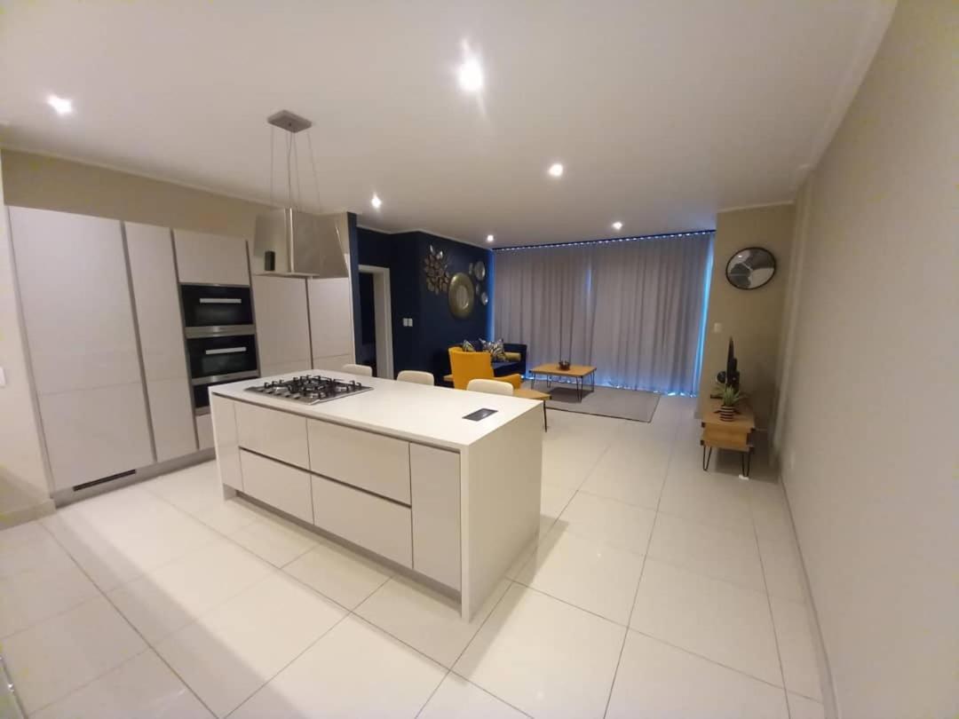 The Pier No. 7 Apartment Swakopmund Bagian luar foto