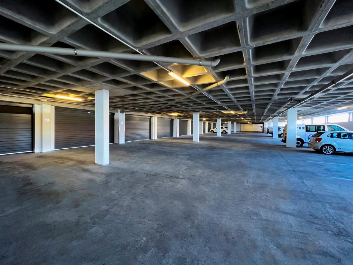 The Pier No. 7 Apartment Swakopmund Bagian luar foto